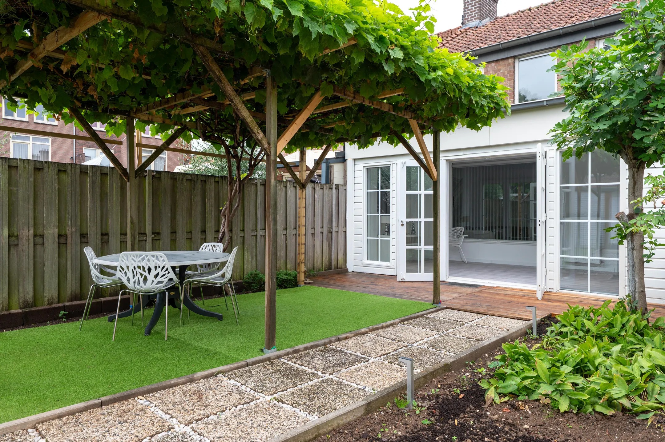 Tussenwoning Rozemarijnstraat 11 Arnhem