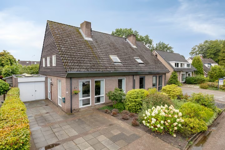 2-onder-1-kapwoning Volmachten 52 in Vries