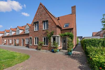 Hoekwoning Grenenhout 1 in Waddinxveen