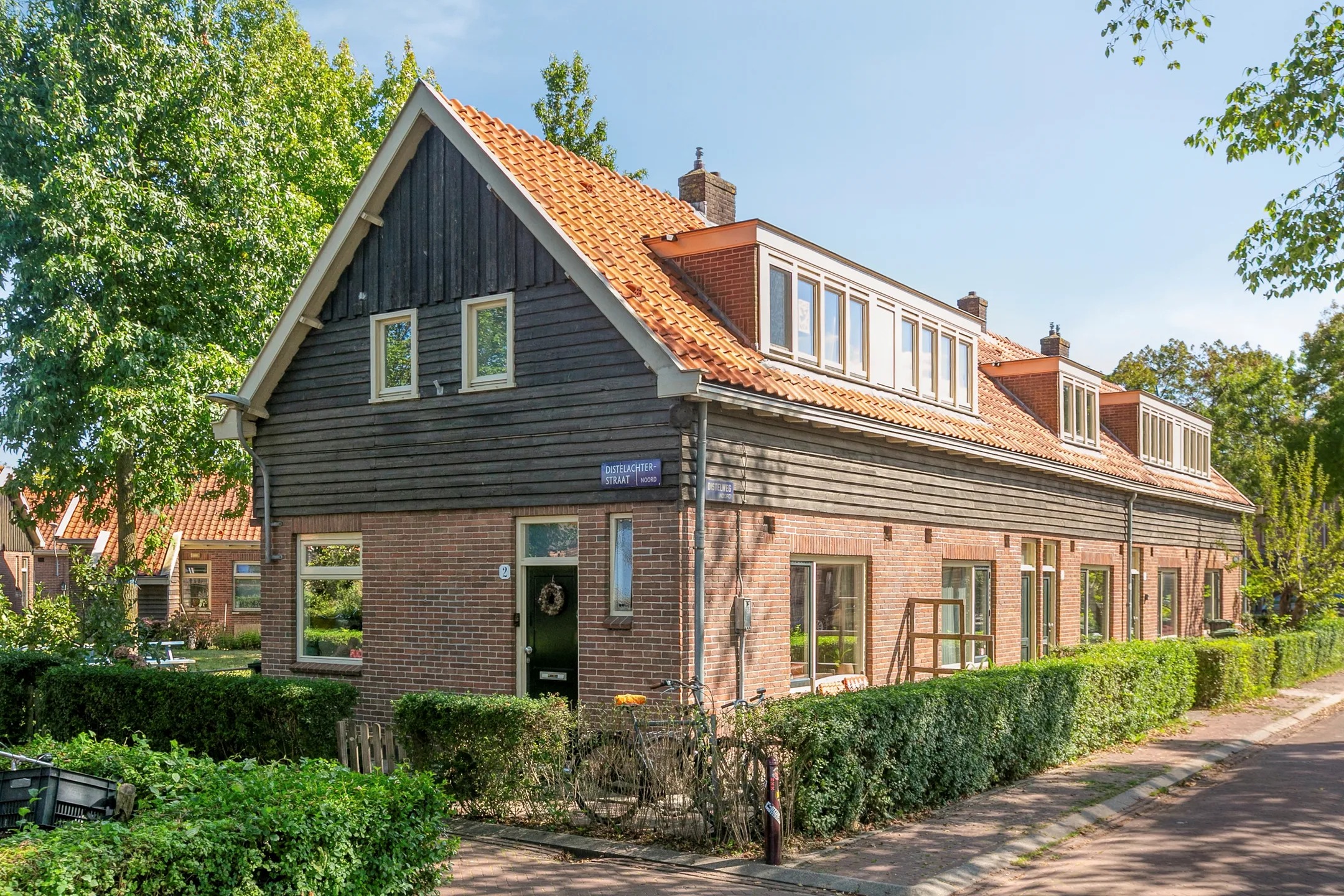 Hoekwoning Distelachterstraat 2 Amsterdam
