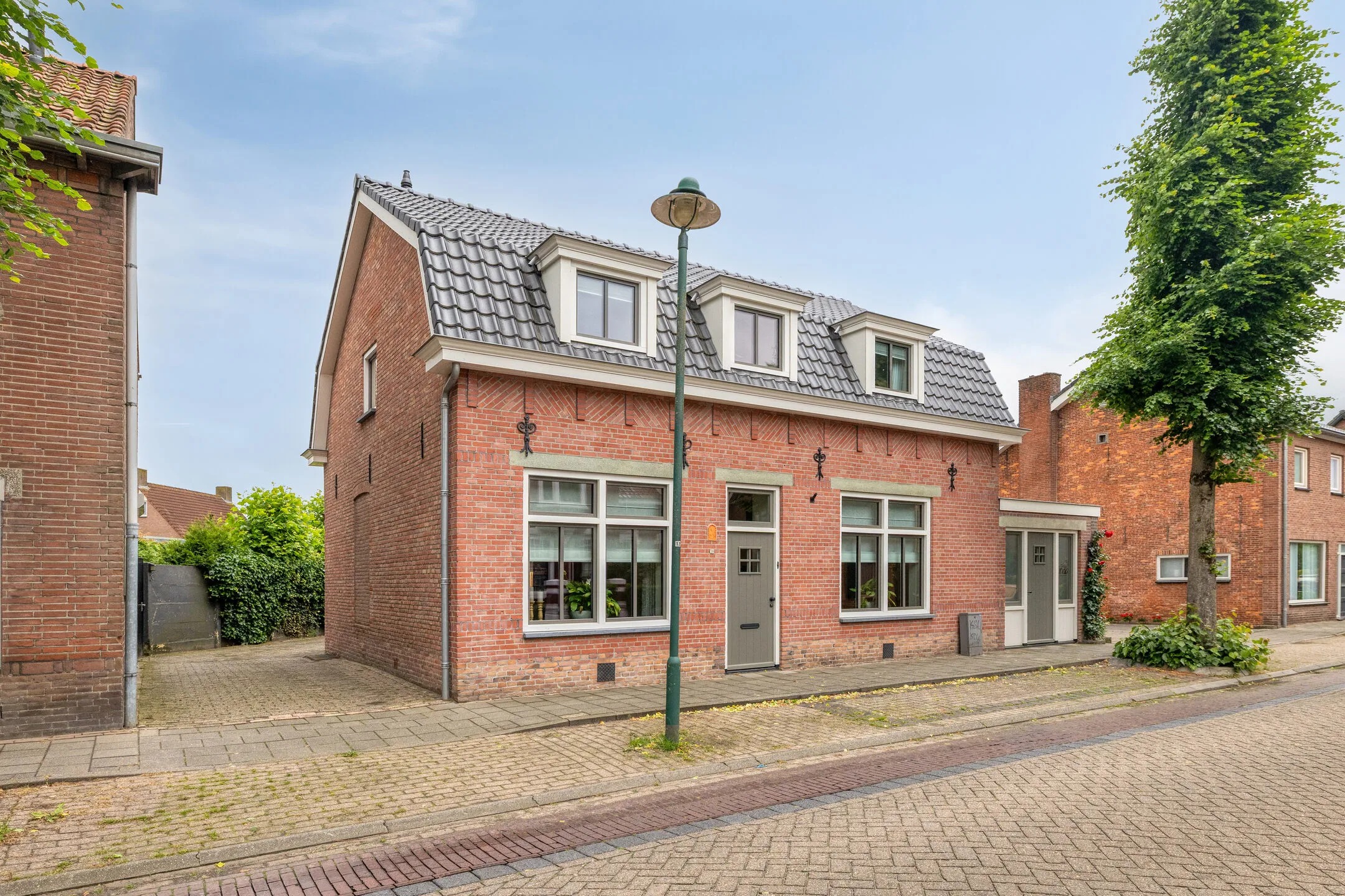 Vrijstaande woning Stationstraat 30 in Alphen