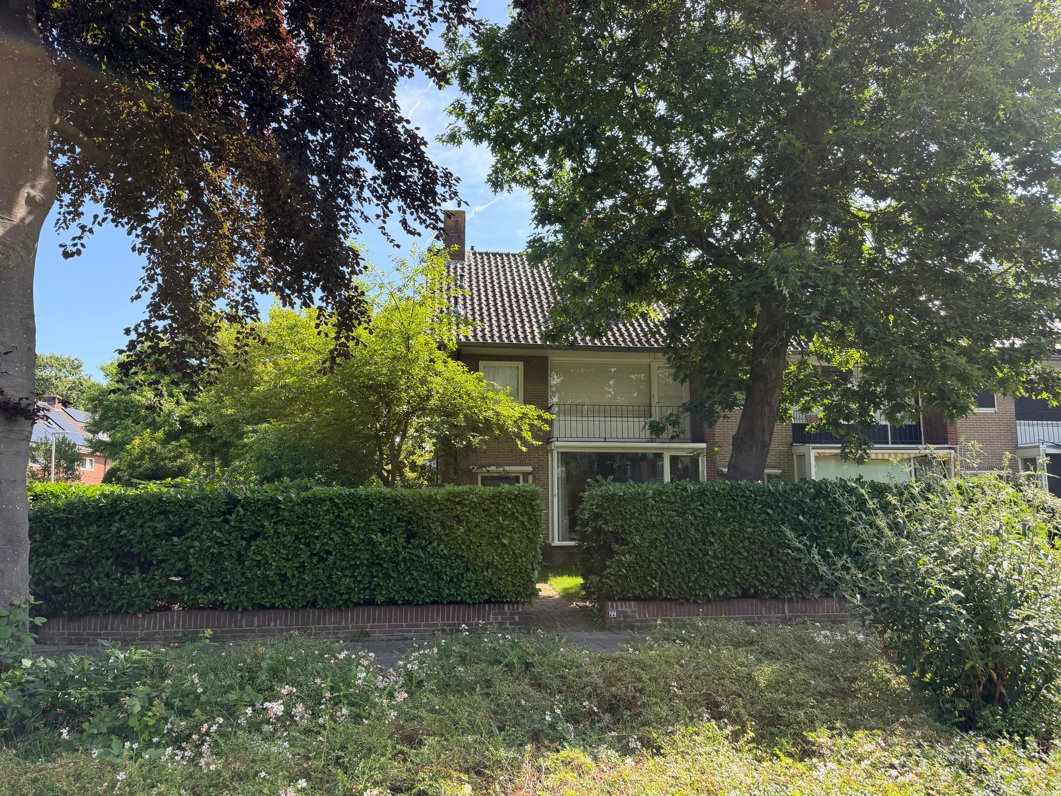 Hoekwoning Zwaluwlaan 77 in Bussum