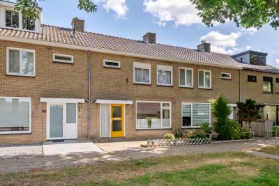 Eengezinswoning, tussenwoning Bachlaan 40 in Culemborg