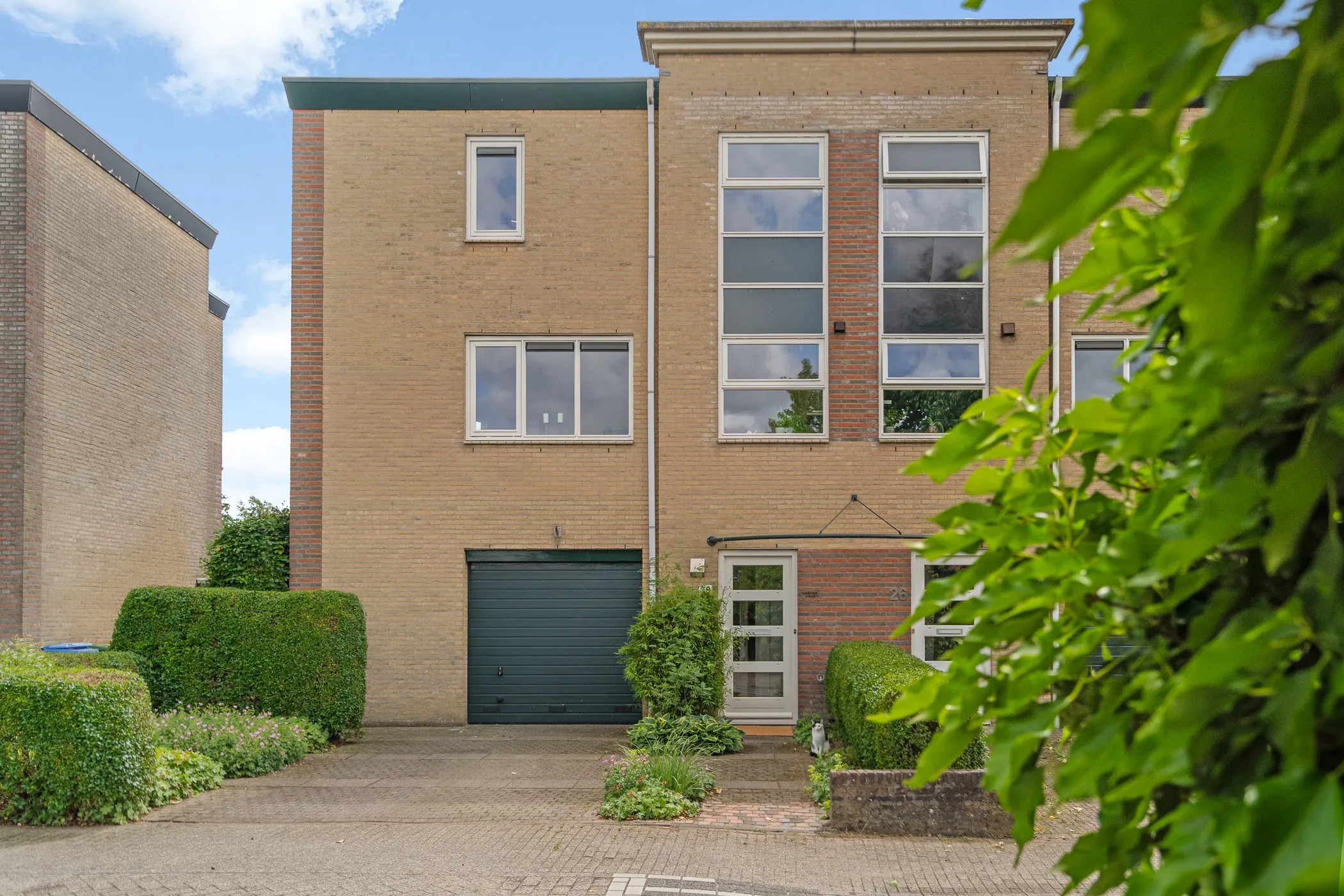 Hoekwoning (split-level woning) Groninger Kroongaarde 28 in Amersfoort