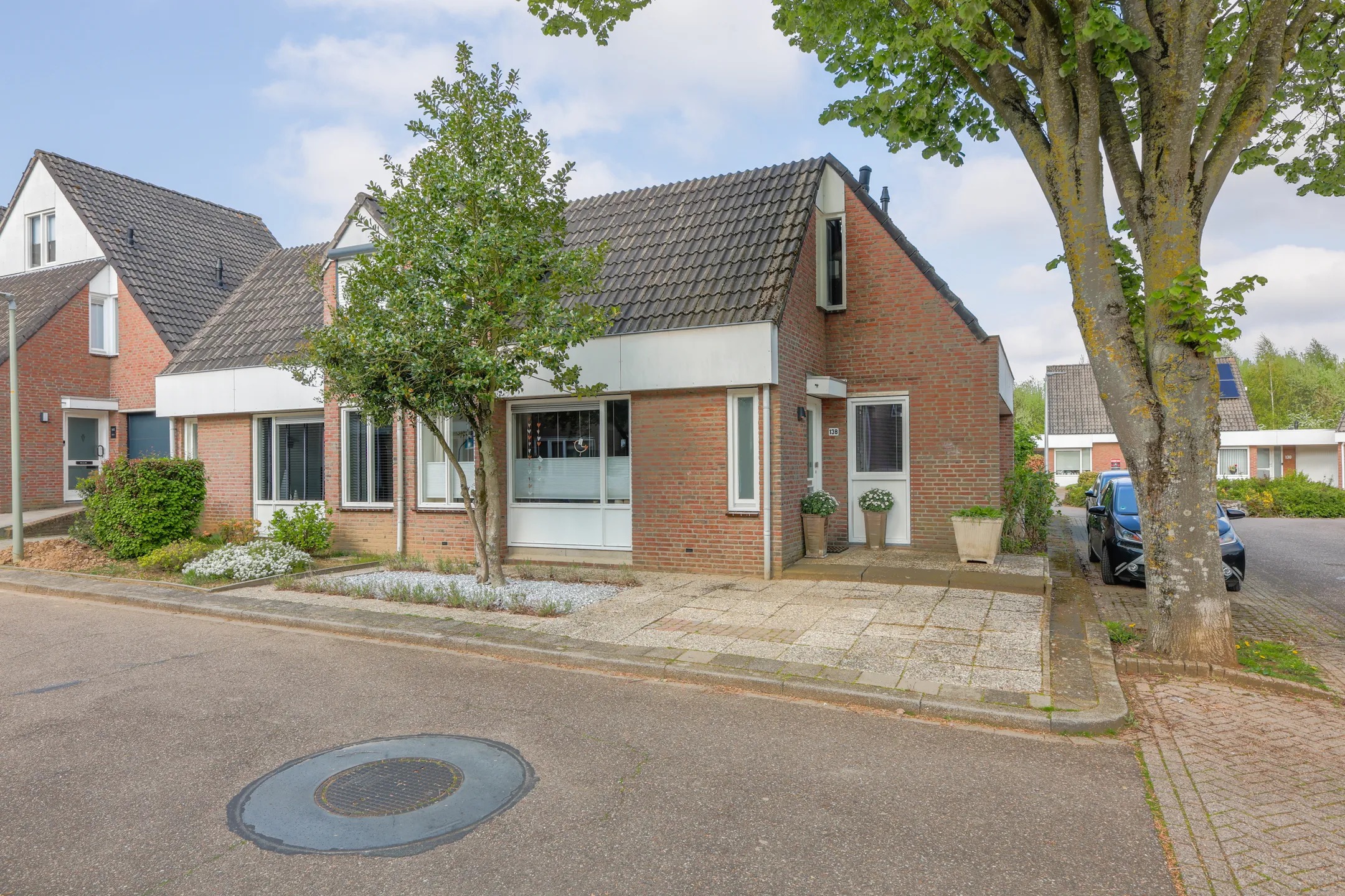 2-onder-1-kapwoning Prof. van Itersonstraat 138 in Heerlen