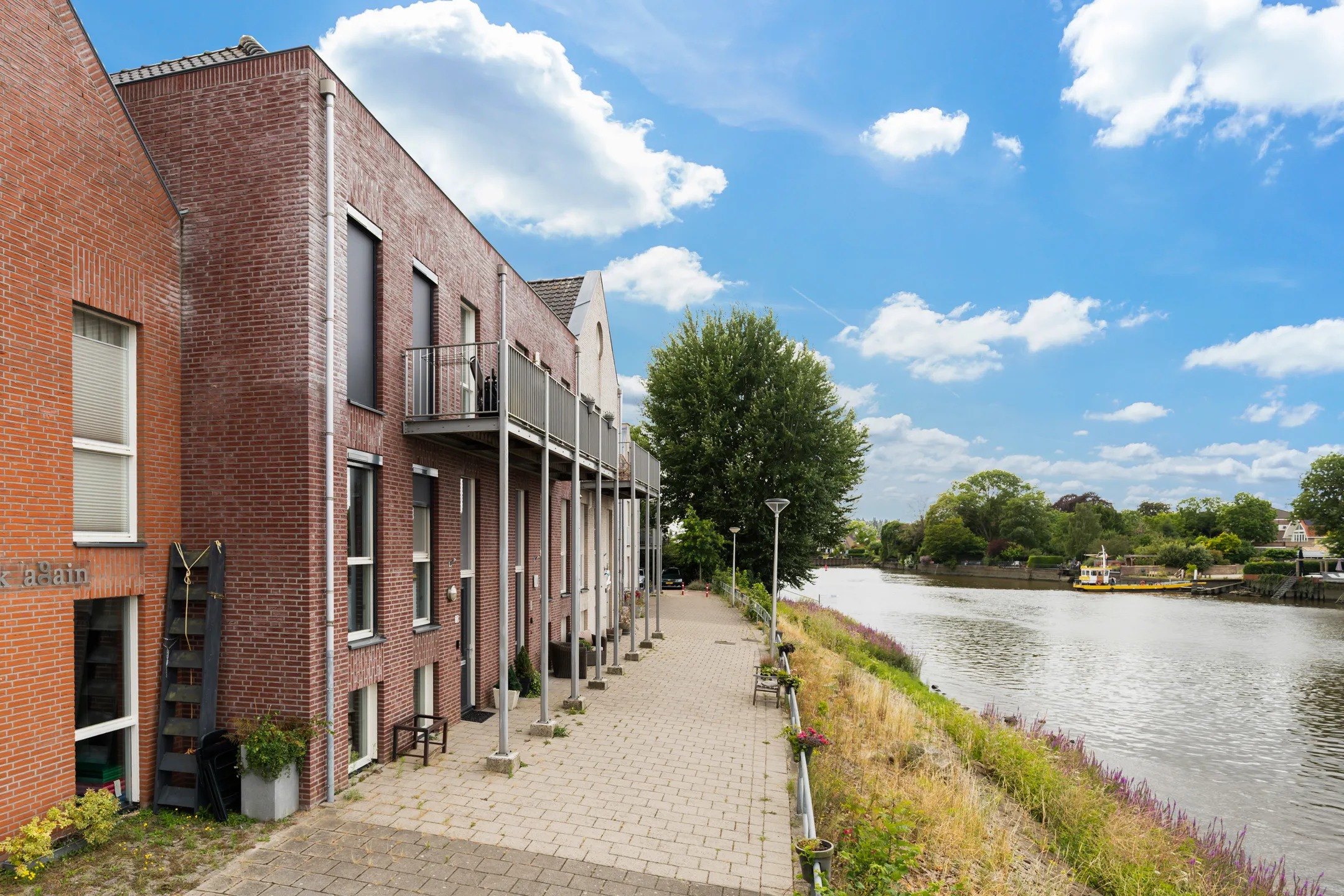 Tussenwoning Zellingkade 11 in Gouderak
