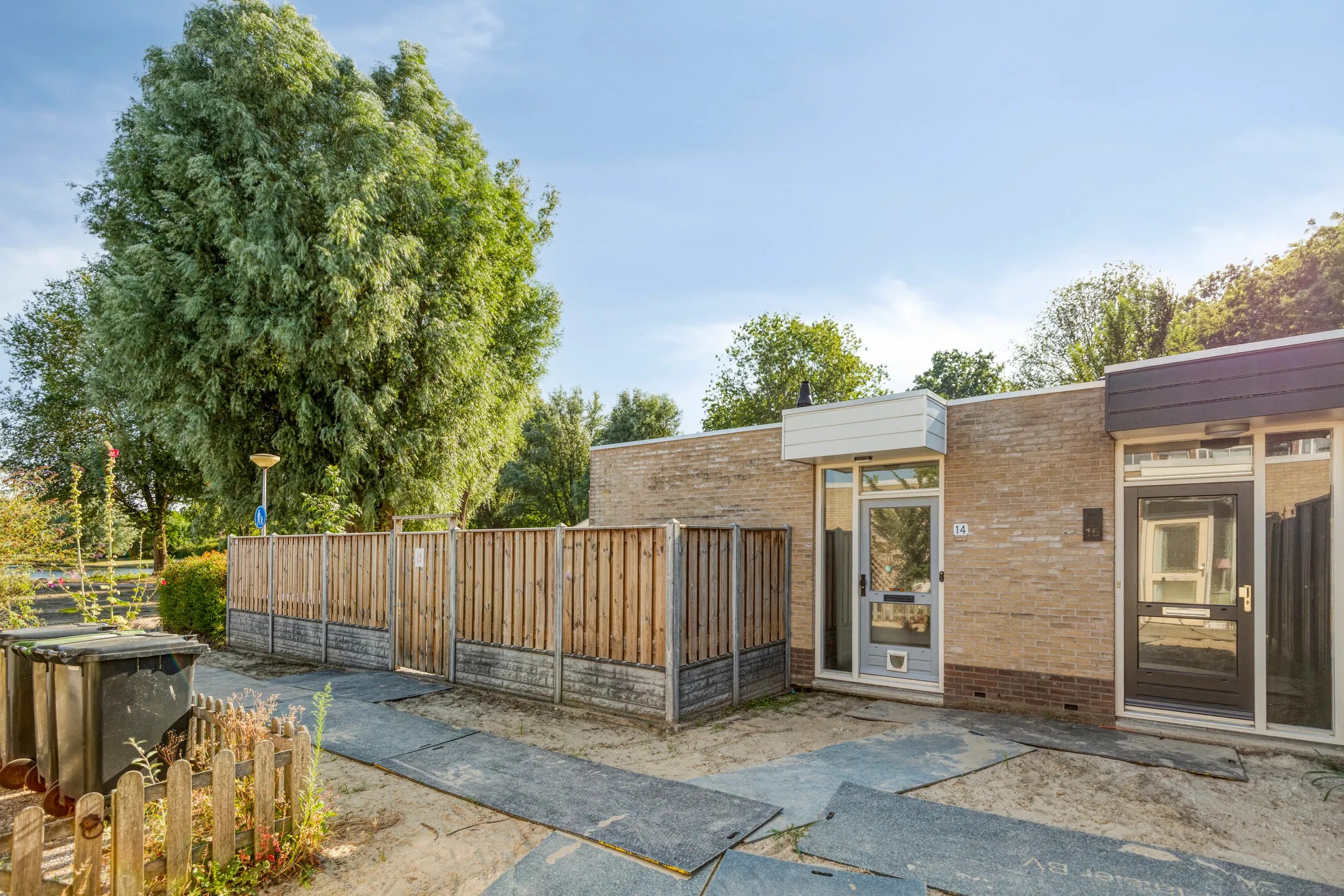 Geschakelde woning van den Boschlaan 14 Hellevoetsluis