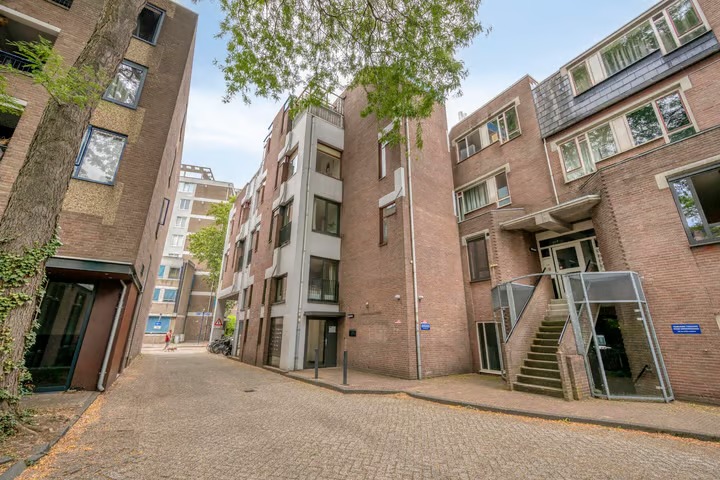 Benedenwoning Barbaraplaats 5 in 's-Hertogenbosch