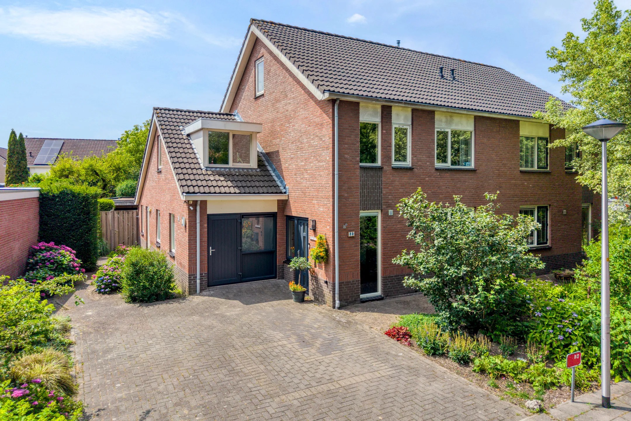 2-onder-1-kapwoning Salomonsonstraat 30 in Nijverdal