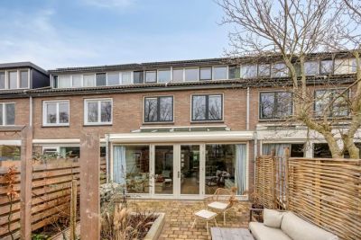 Tussenwoning Woudbes 23 in Leiden