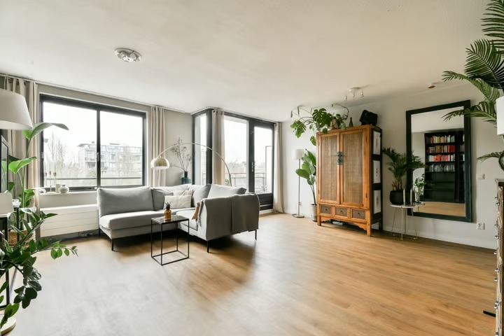 Portiekflat Kempenlaan 151 Amsterdam