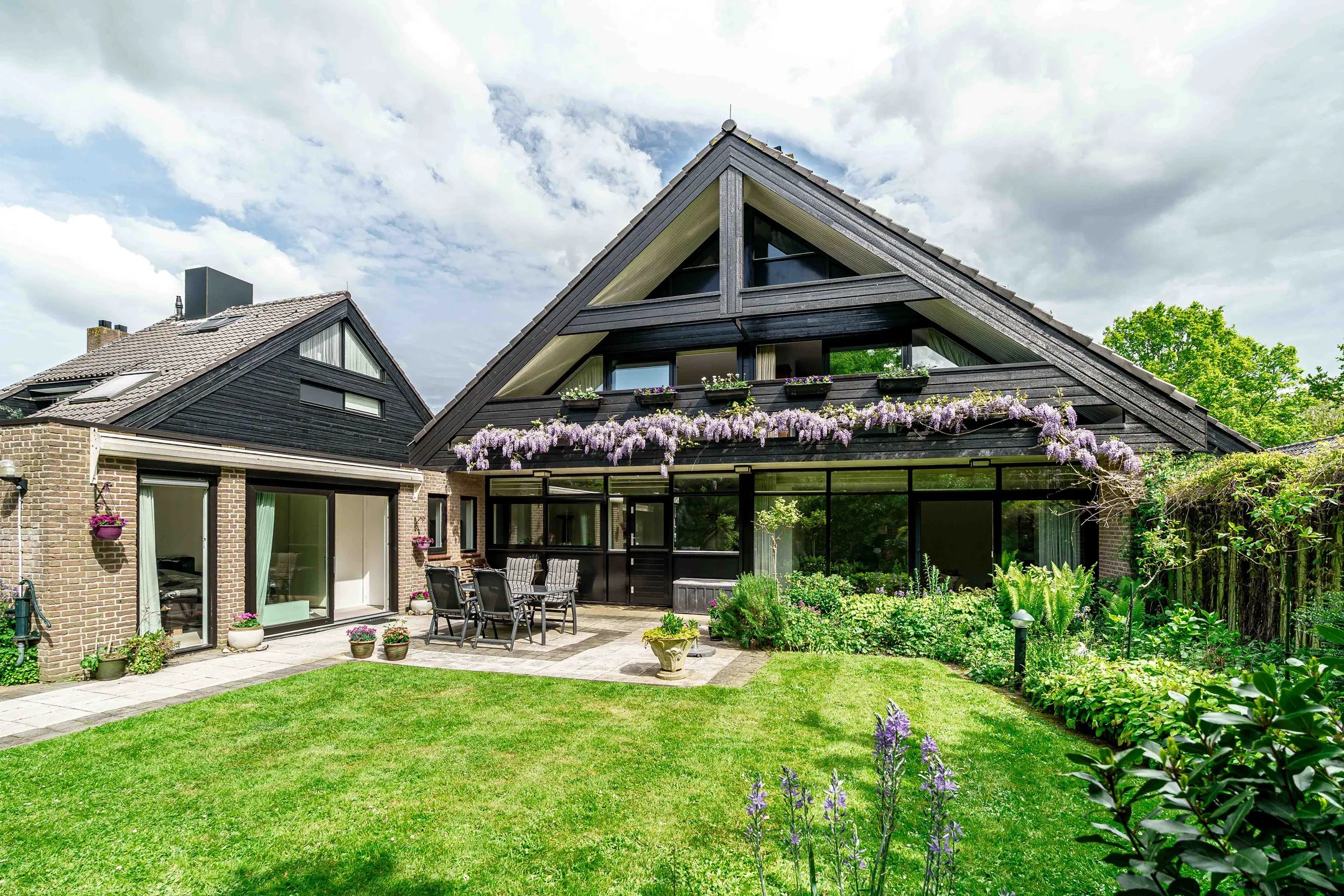 Geschakelde woning De Ronge 11 in Heiloo