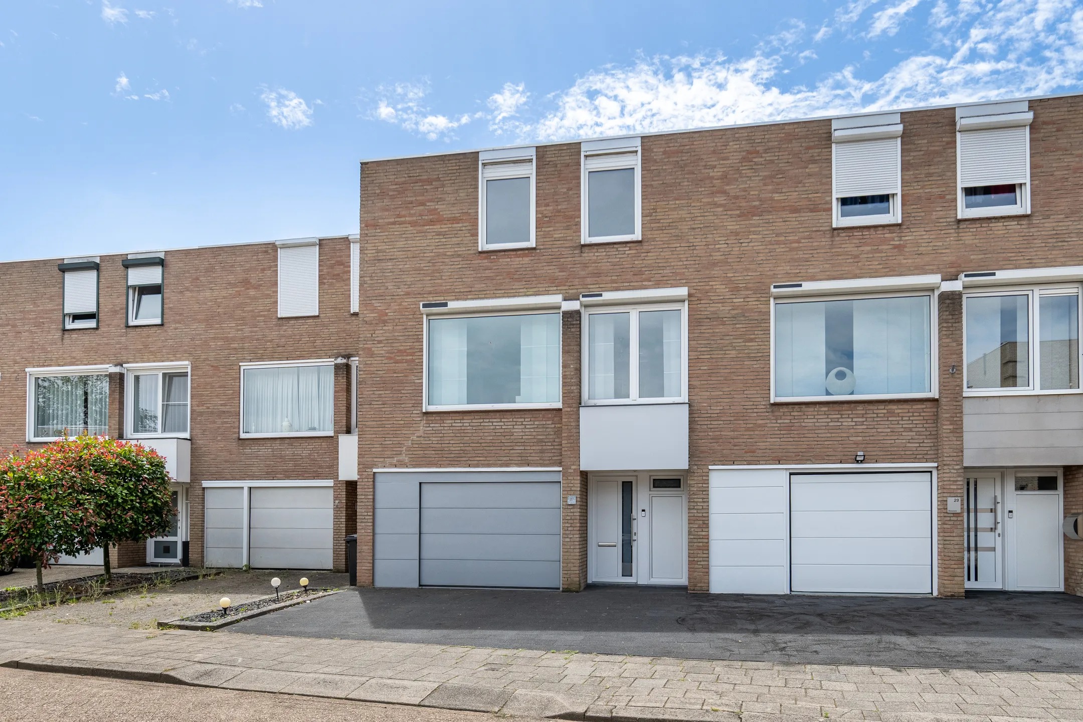 Geschakelde woning (drive-in woning) Steenkoolstraat 27 Hoensbroek
