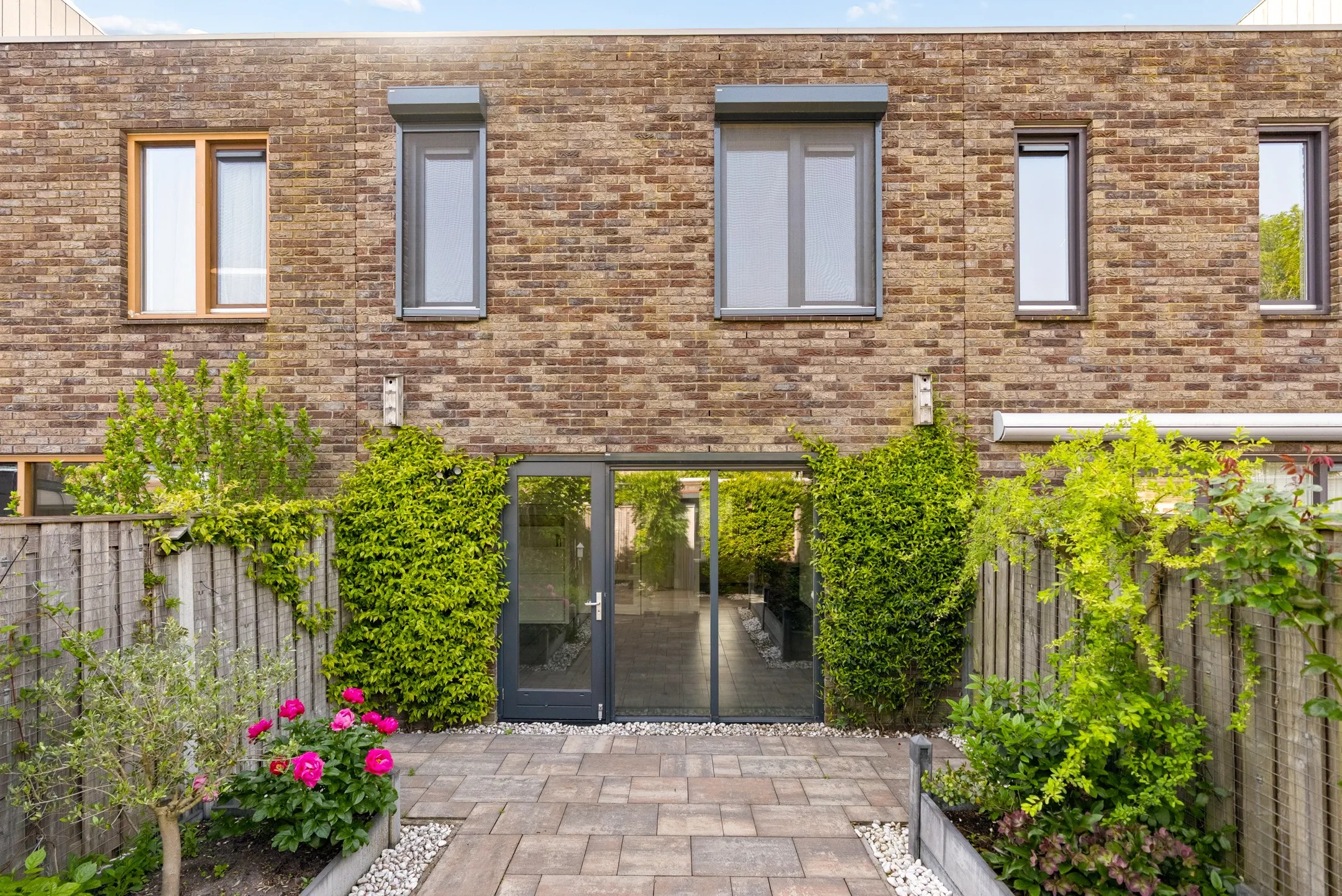 Tussenwoning Kerstomaatplantsoen 26 in Amsterdam