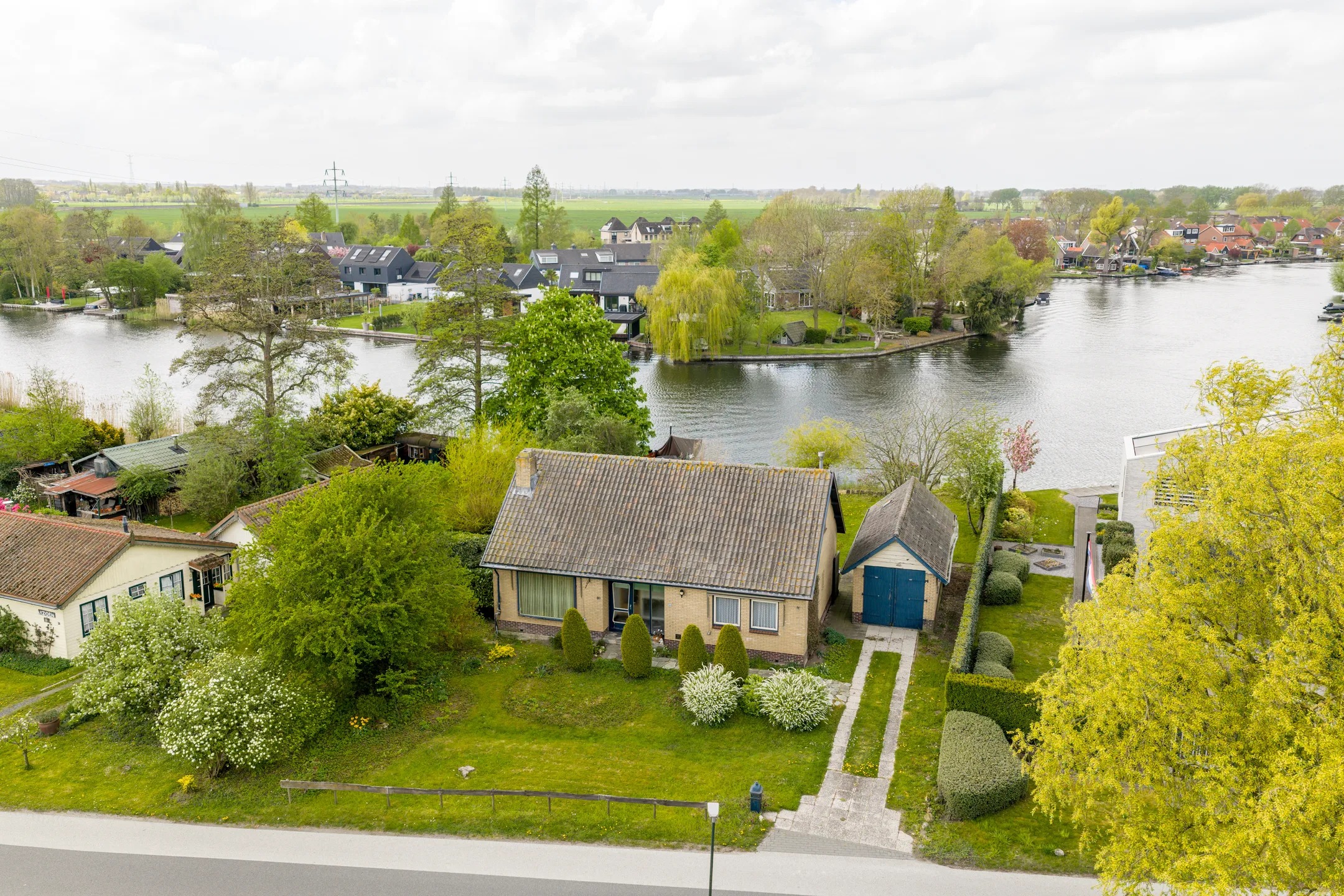 Vrijstaande woning Neerpolderseweg 80 in Giessenburg
