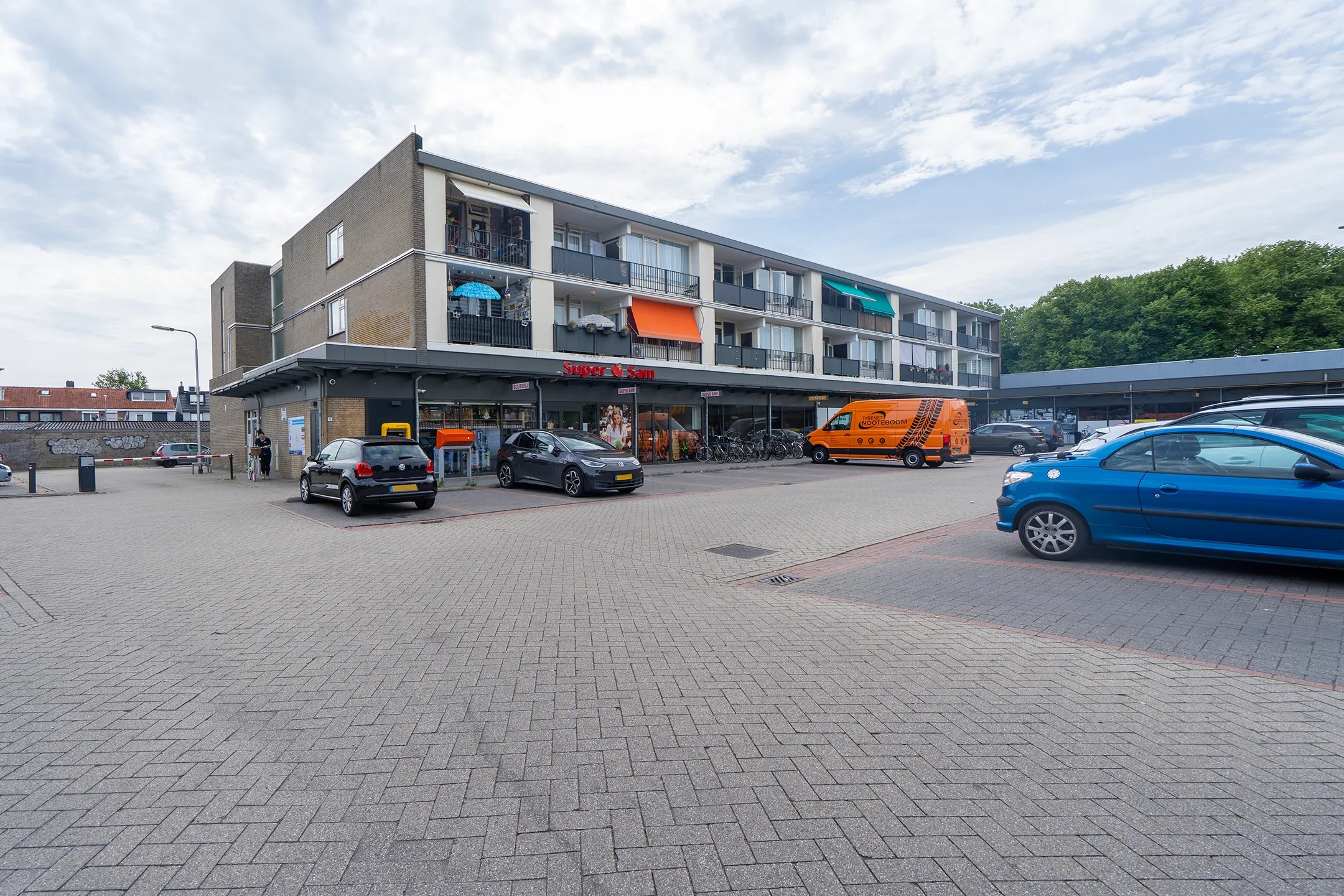Portiekflat Bart van Peltplein 21 in Tilburg