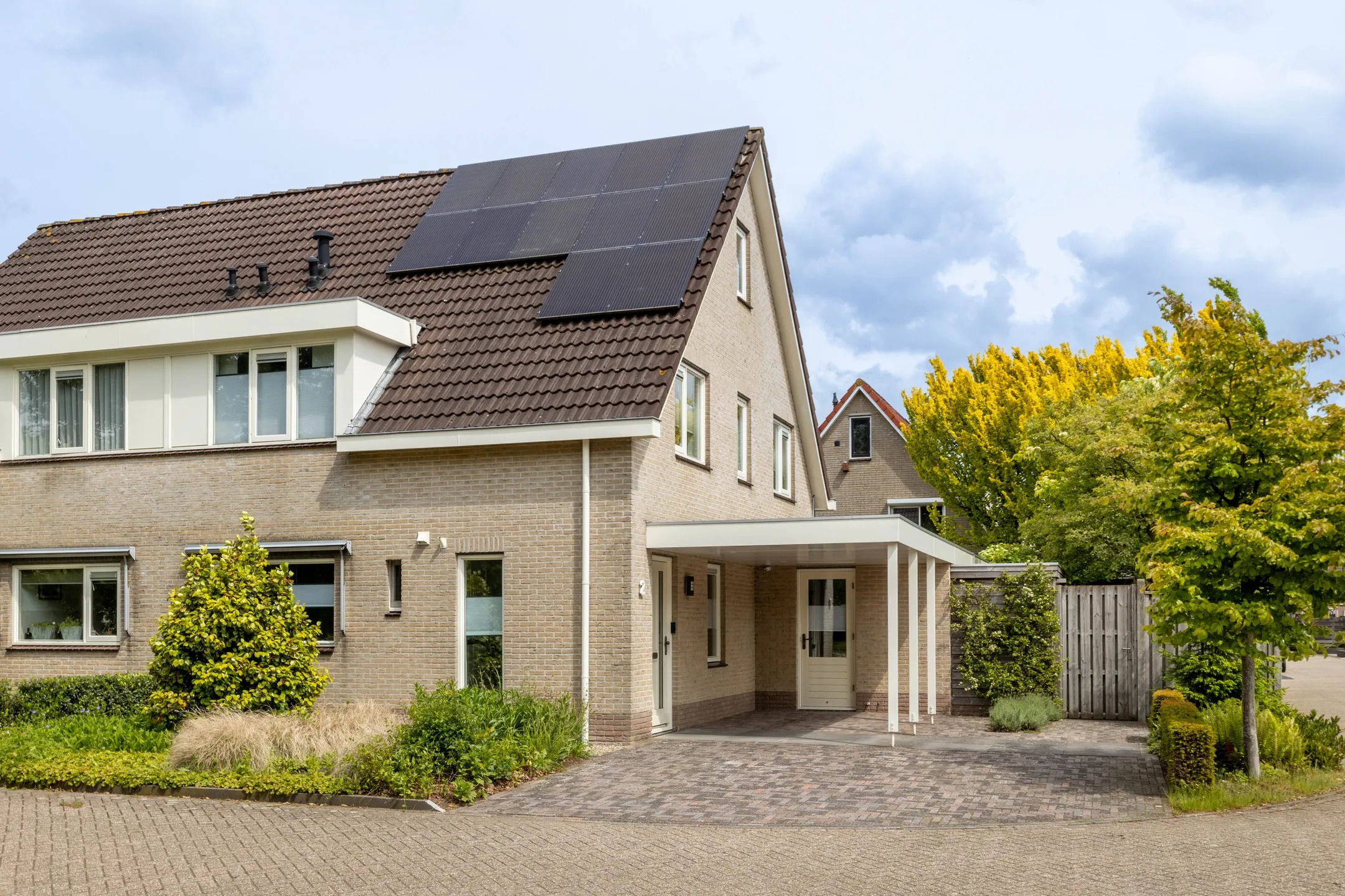 2-onder-1-kapwoning De Sperwer 2 in Almelo