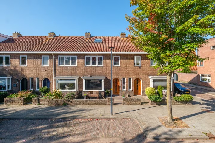 Tussenwoning Apeldoornsestraat 17 in Kampen
