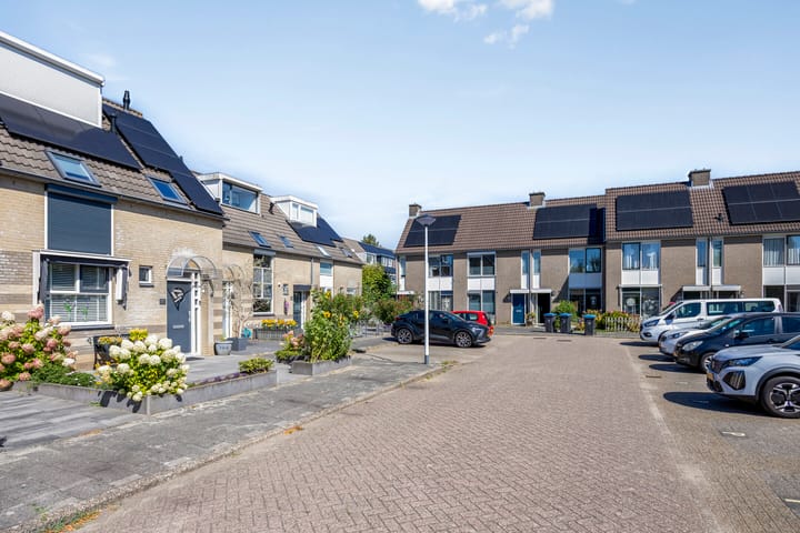 Eengezinswoning, tussenwoning Standerdmolen 59 Barendrecht