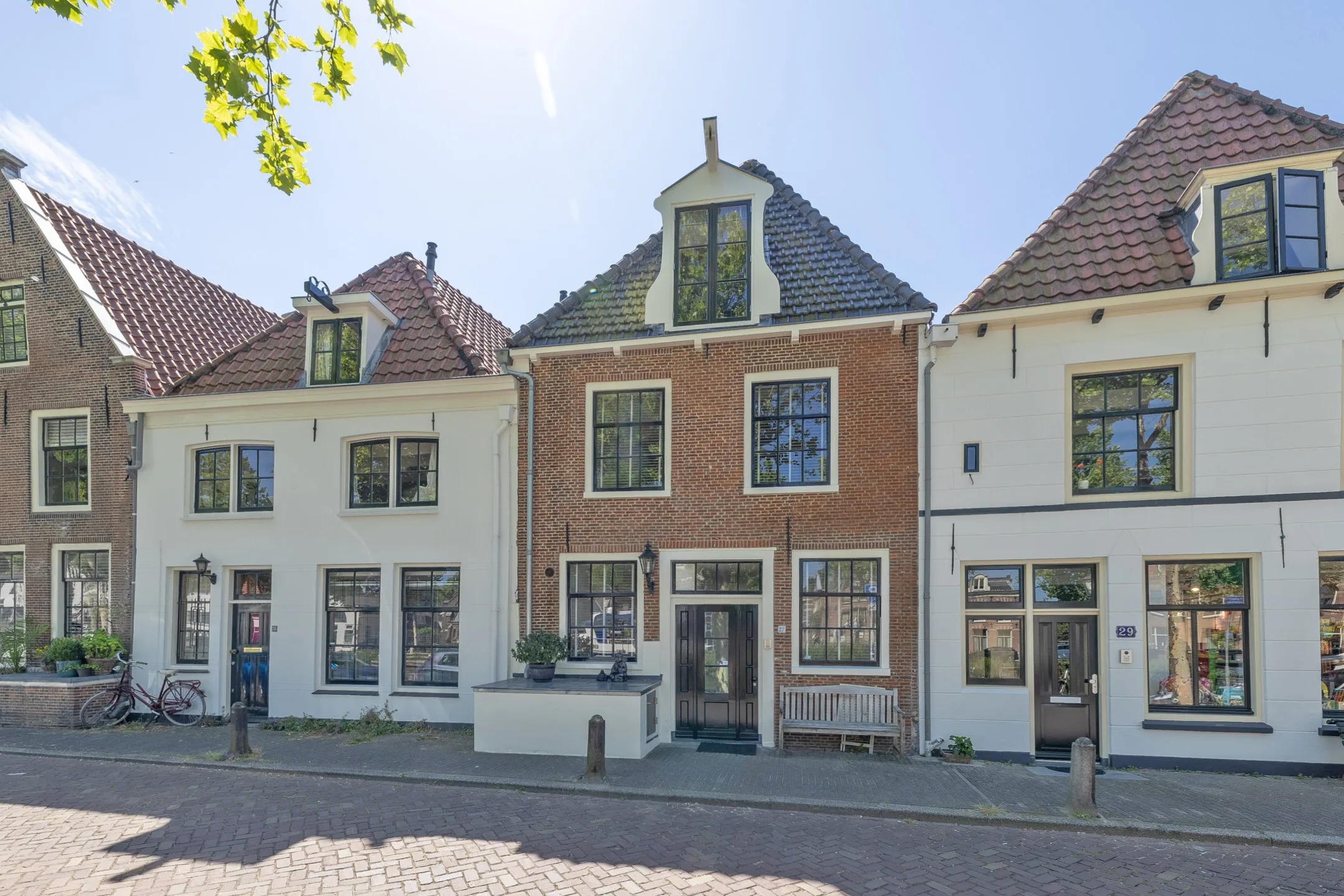 Bovenwoning Achteromstraat 27 in Weesp