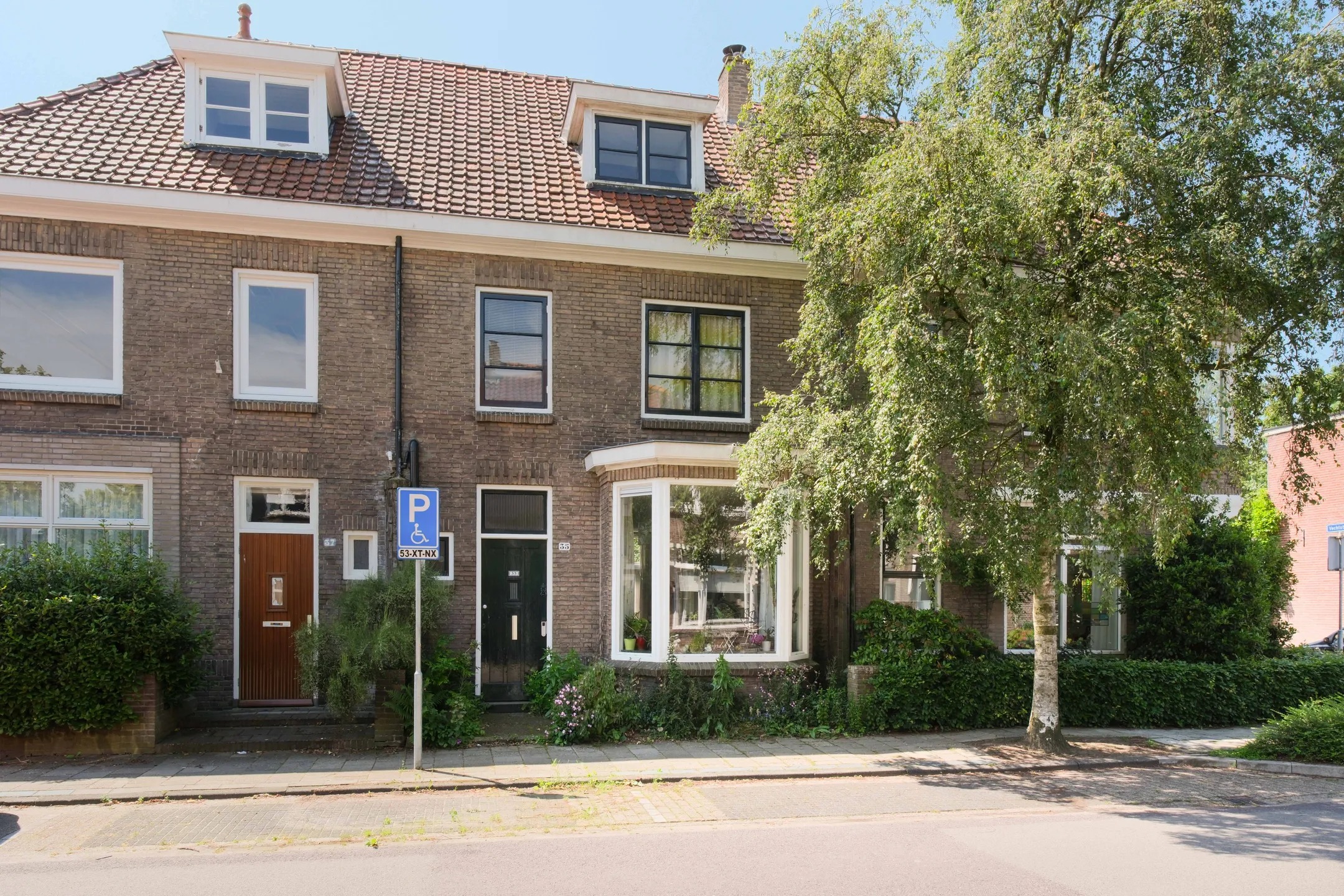 Tussenwoning Hofkampstraat 35 in Almelo