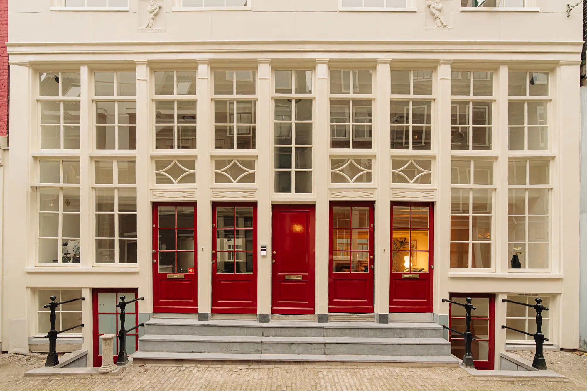 Dubbel benedenhuis Lindenstraat 4 A Amsterdam
