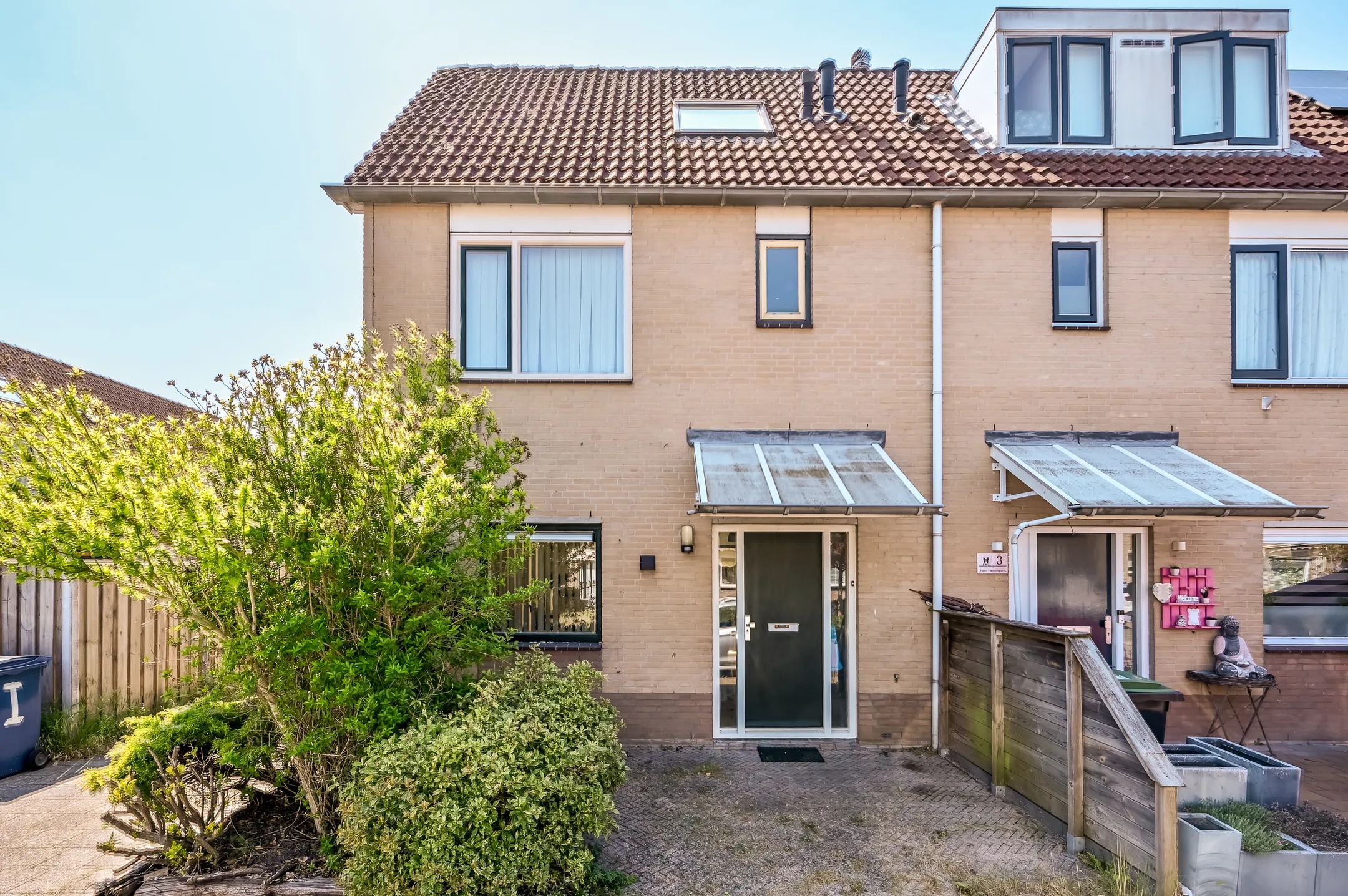 Hoekwoning Fonteinkruidstraat 1 in Almere
