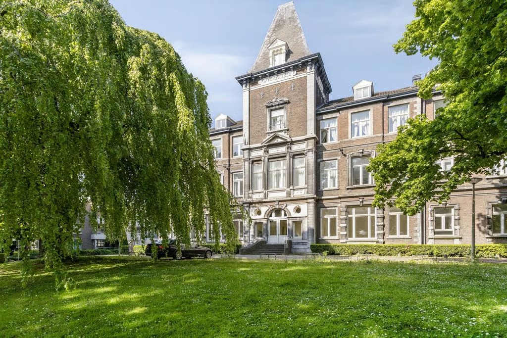 Portiekflat Professor Pieter Willemsstraat 22 D in Maastricht