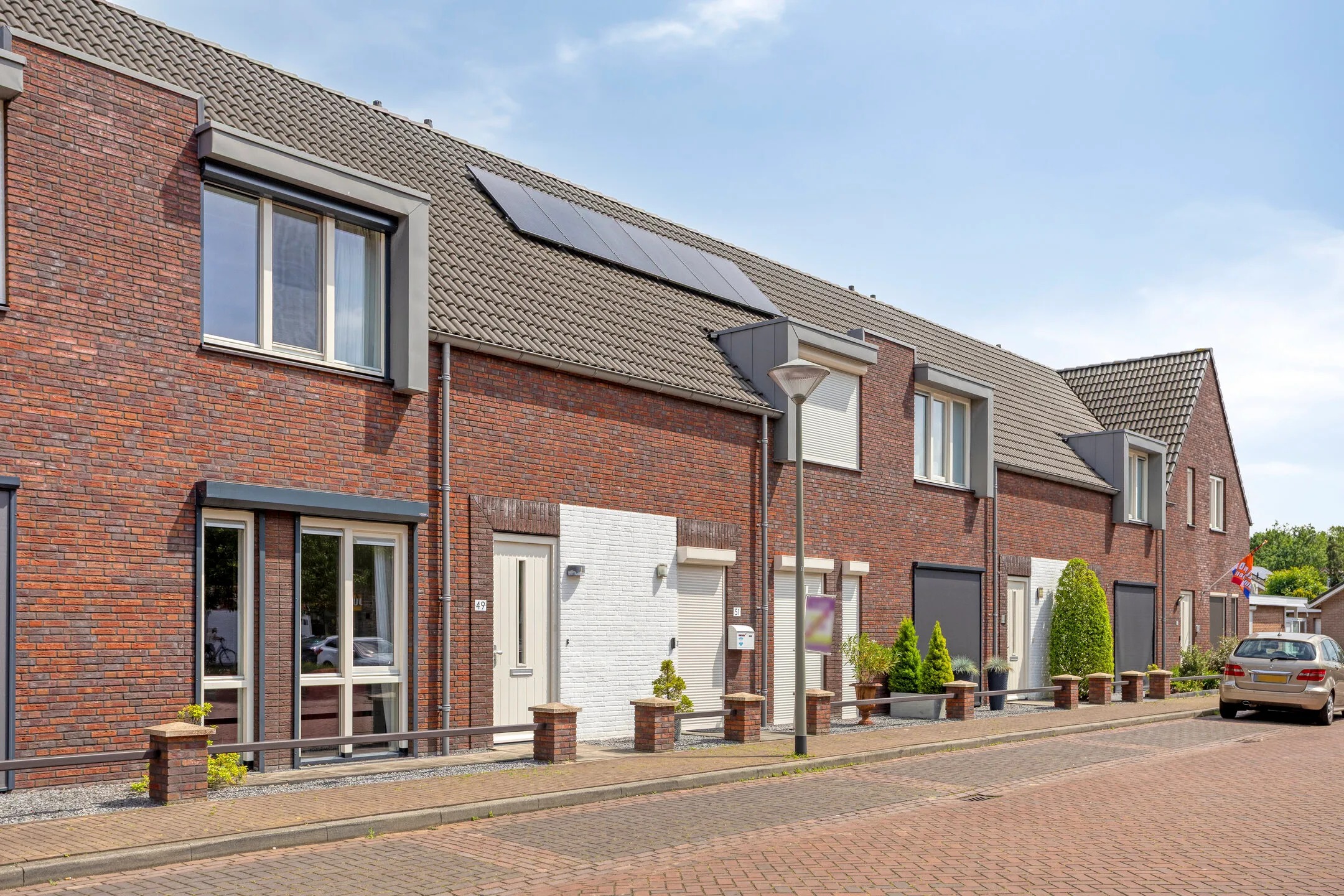 Tussenwoning Aloysiusplein 49 in Geffen