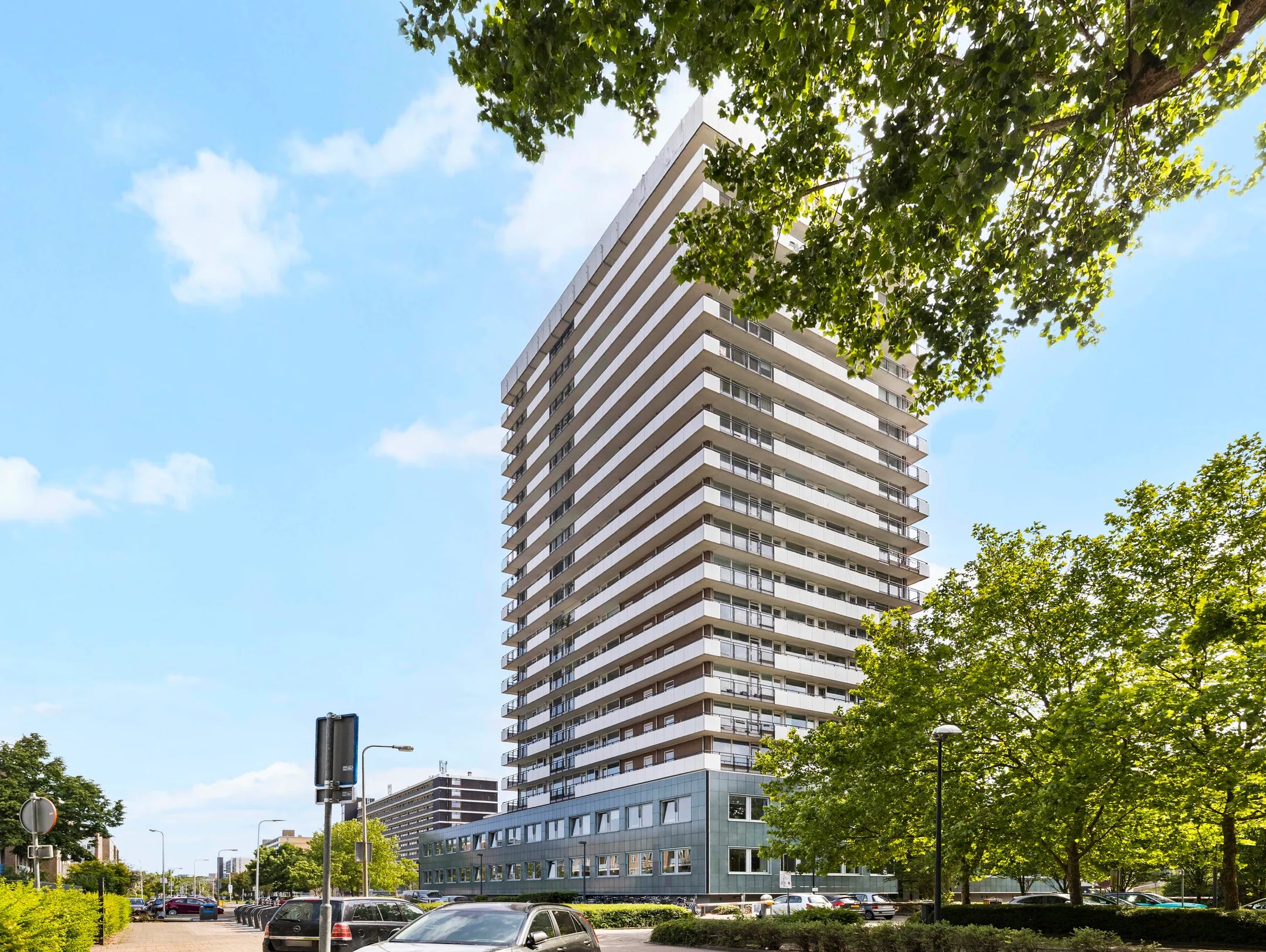 Portiekflat Van Weerden Poelmanlaan 106 in Utrecht