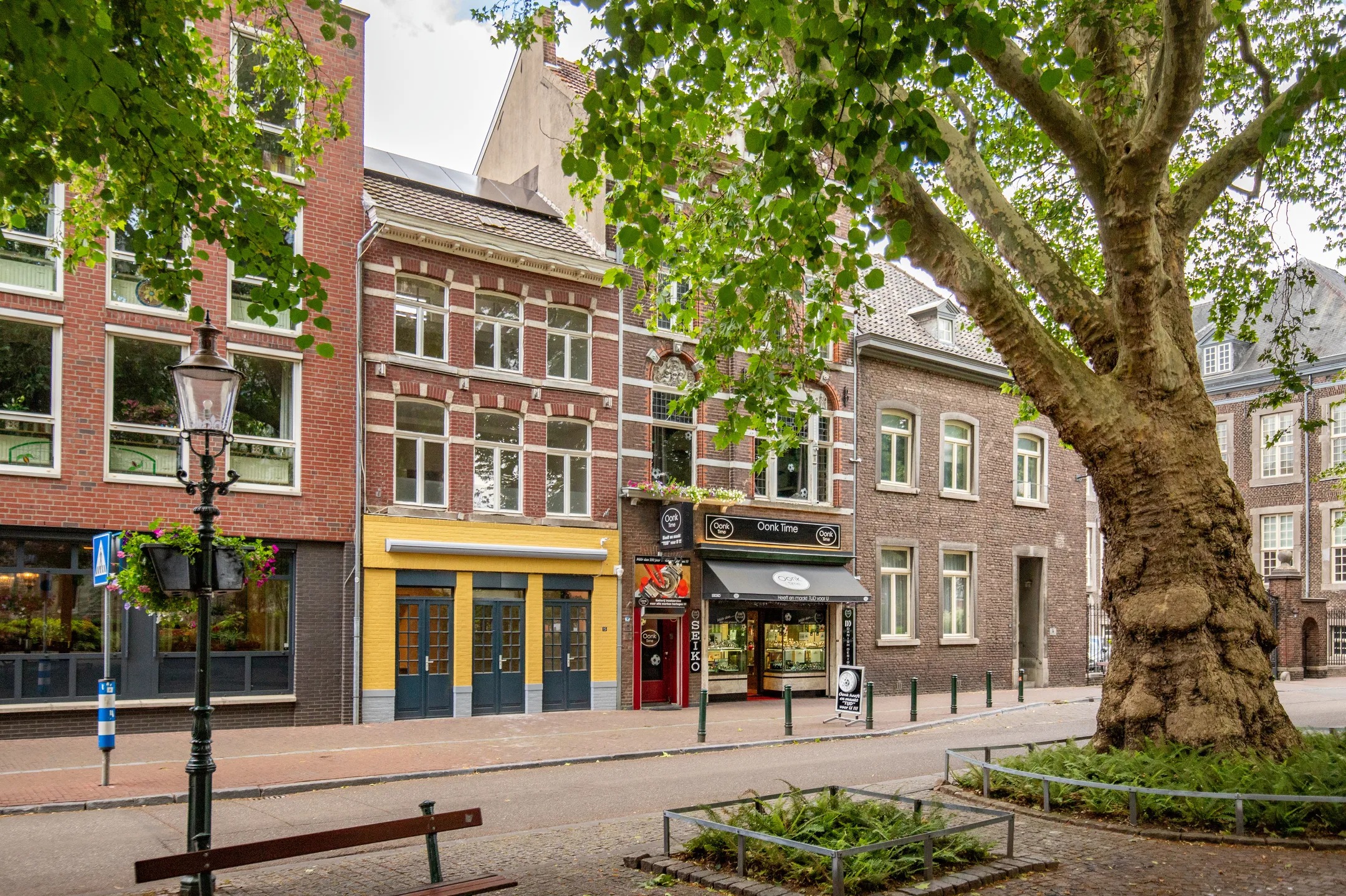 Tussenwoning Munsterplein 15 in Roermond