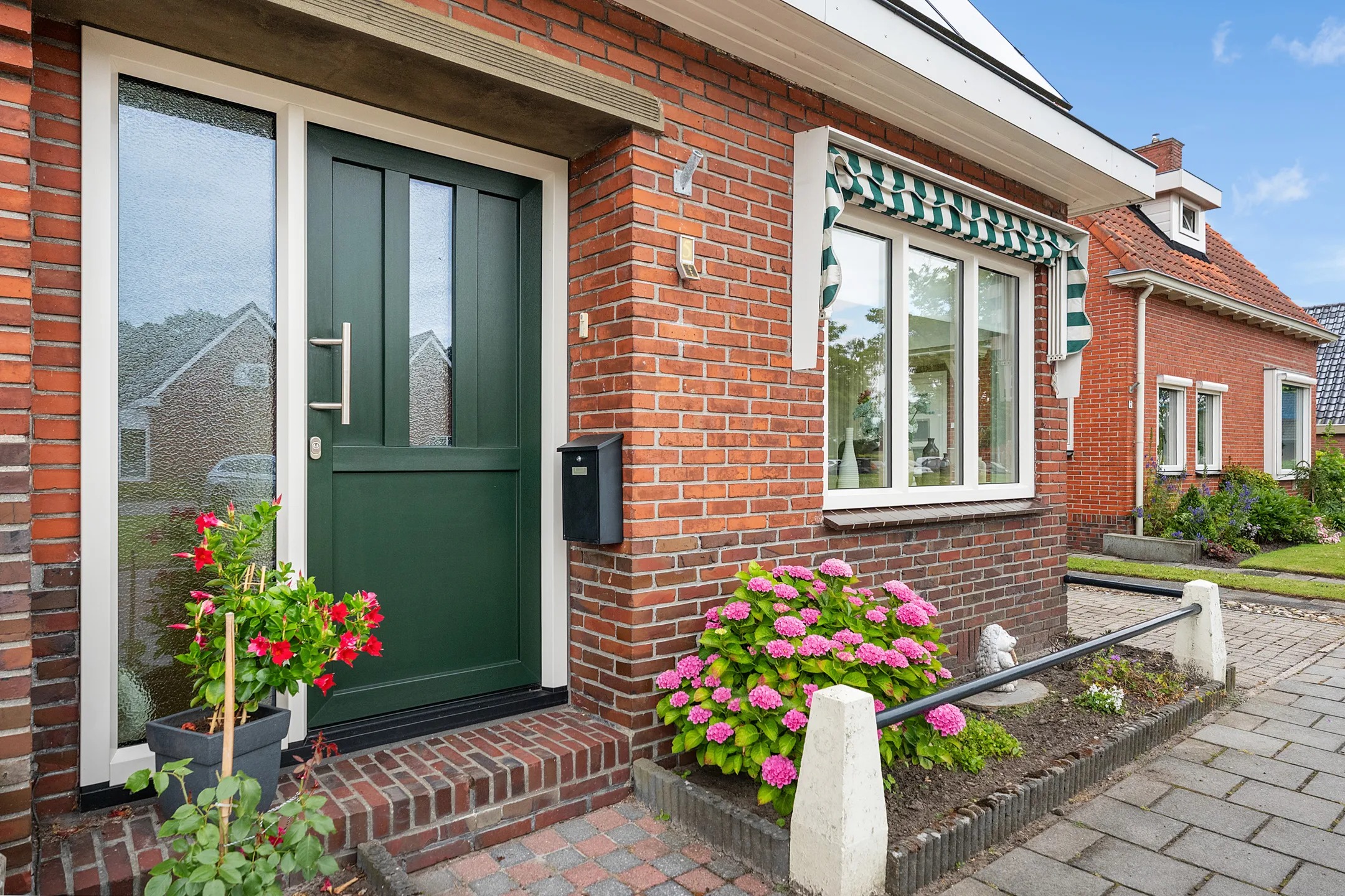 2-onder-1-kapwoning Hoethslaan 5 in Midwolda