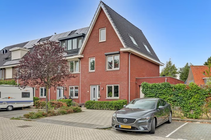 Hoekwoning Rustburg 1 Oud-Beijerland