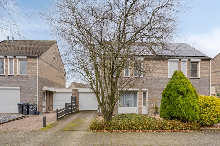 2-onder-1-kapwoning Huskensweg 22 B in Heerlen