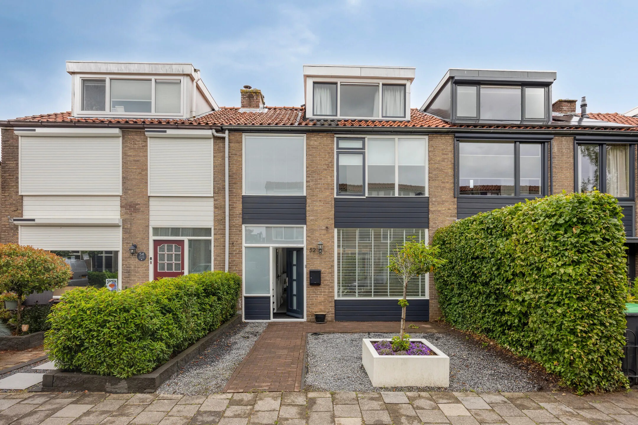Tussenwoning Emmastraat 52 in Barendrecht