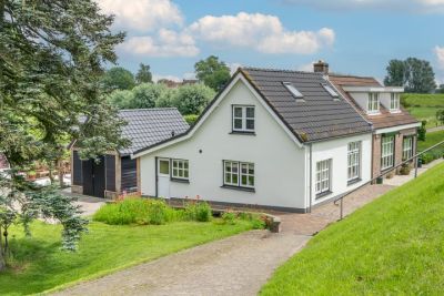 2-onder-1-kapwoning Wellsedijk 24 in Well