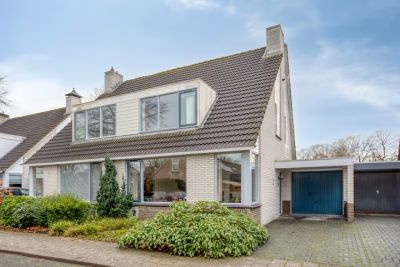 2-onder-1-kapwoning Korenbloem 26 in Heino
