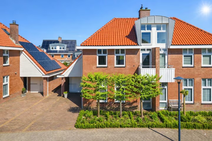 2-onder-1-kapwoning Mari Andriessenhof 15 in Hoorn