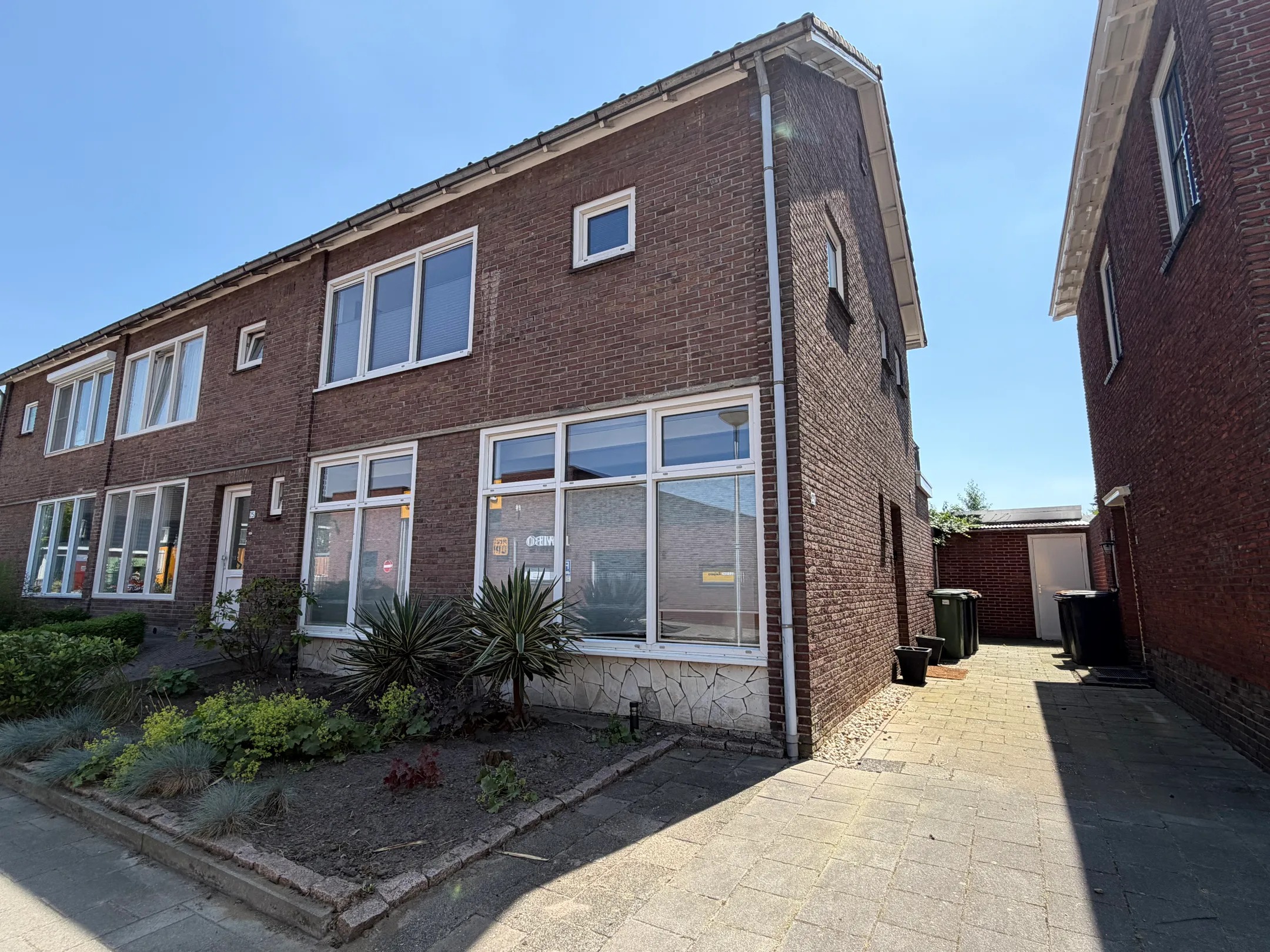 Hoekwoning Eschstraat 27 in Oldenzaal