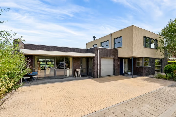 Vrijstaande woning P. Bakkerstraat 2 in Almere
