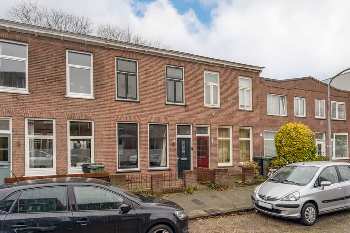 Eengezinswoning, tussenwoning Korteweg 21 Haarlem