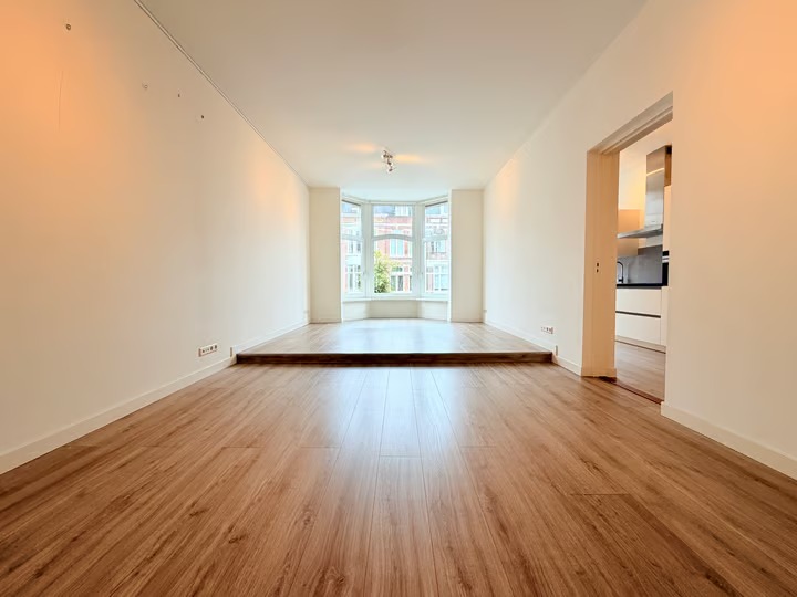 Bovenwoning Valeriusstraat 32 A in Den Haag