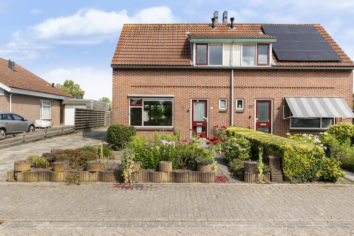 2-onder-1-kapwoning Jouke Jochemswei 35 in Boornbergum