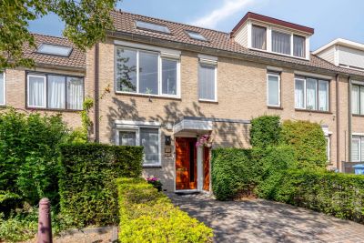 Verspringend Pauwhof 150 in Rijswijk