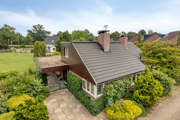 2-onder-1-kapwoning (semi-bungalow) Zadelmakerstraat 27 Duiven