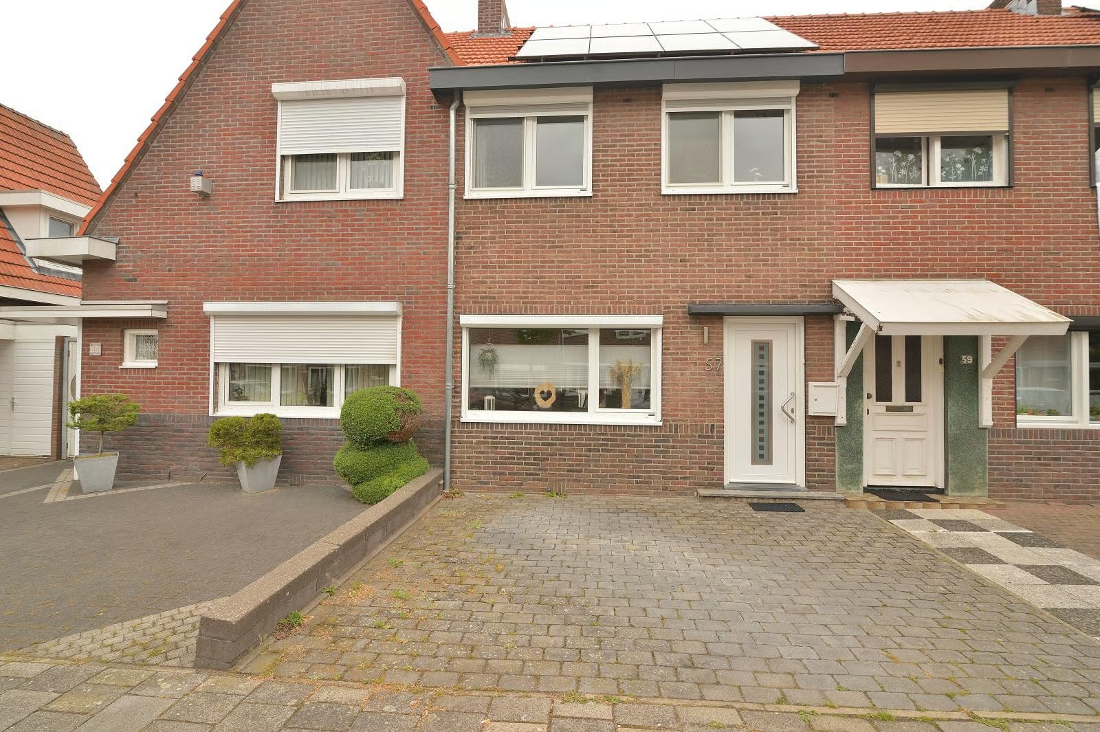 Tussenwoning Maastrichterlaan 57 in Landgraaf