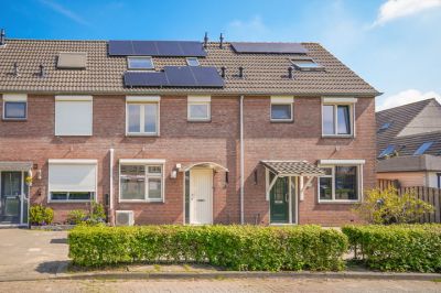 Eengezinswoning, tussenwoning Hoefken 4 in Hank