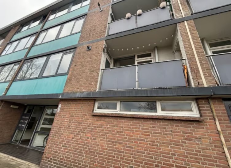 Portiekflat Ajaxlaan 15 in Eindhoven