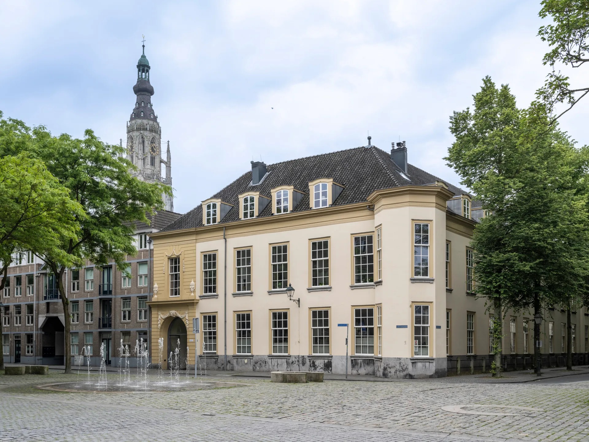Bovenwoning Kasteelplein 65 in Breda