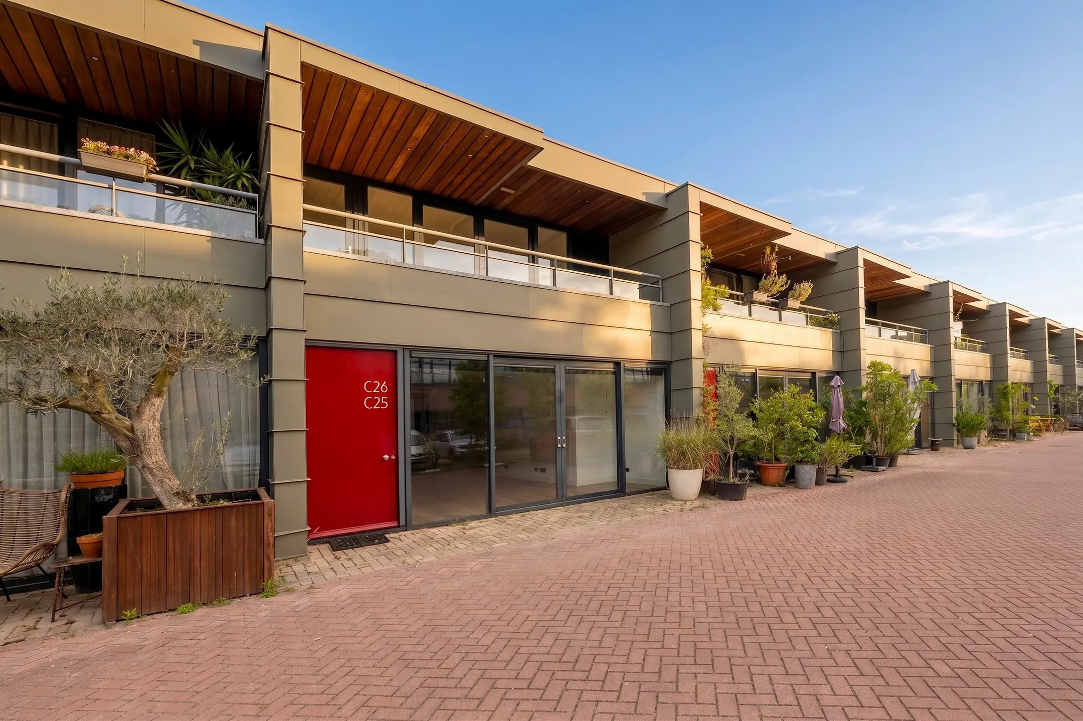Beneden + bovenwoning Nieuwendammerkade 28 C25 in Amsterdam